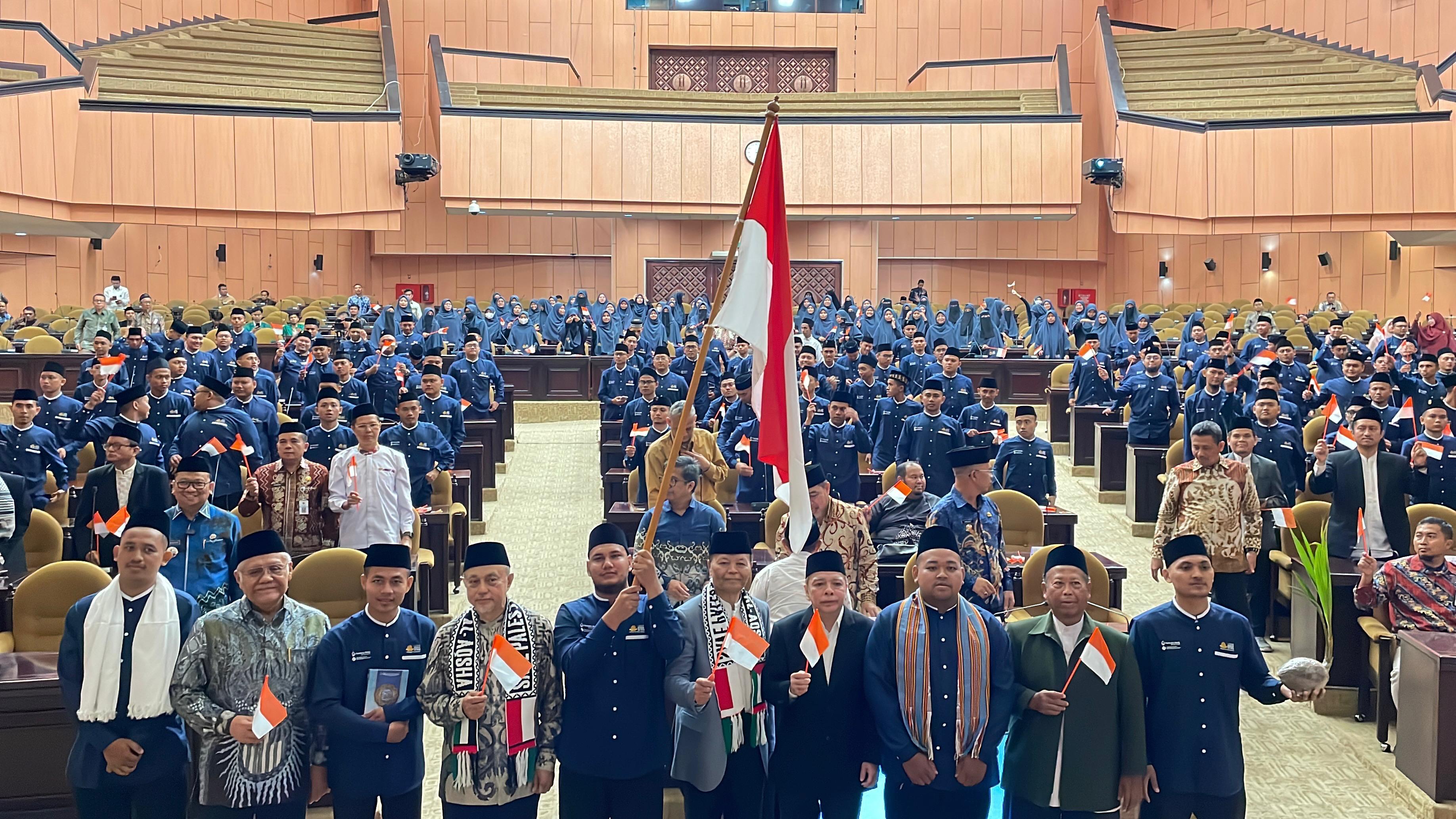 Dengan Semangat Kemerdekaan, Dewan Dakwah Lepas 225 Da’i Muda Terbaik ke Pelosok Negeri dari Gedung 